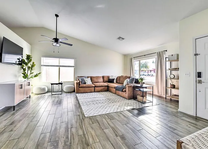 Pool, Bbq And Patio Getaway Near Golfing *