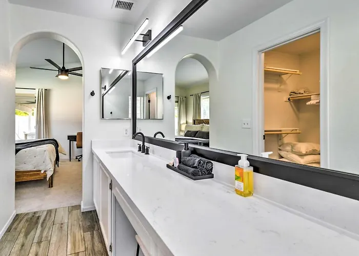 Pool, Bbq And Patio Getaway Near Golfing Holiday home Gilbert